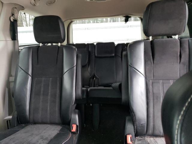 Photo 10 from auction – 2016 CHRYSLER TOWN & COU with VIN 2C4RC1JG0GR212428