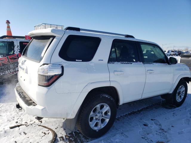Photo 3 from auction – 2022 TOYOTA 4RUNNER SR with VIN JTEEU5JR9N5262559
