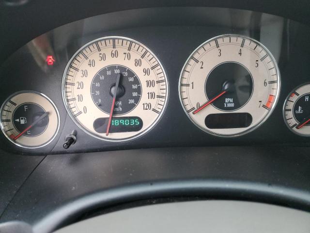 Photo 9 from auction – 2001 CHRYSLER TOWN & COU with VIN 2C8GP64L71R413136