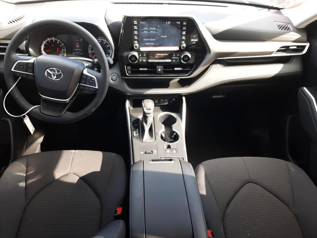 Photo 8 from auction – 2022 TOYOTA HIGHLANDER with VIN 5TDZZRAH5NS557481