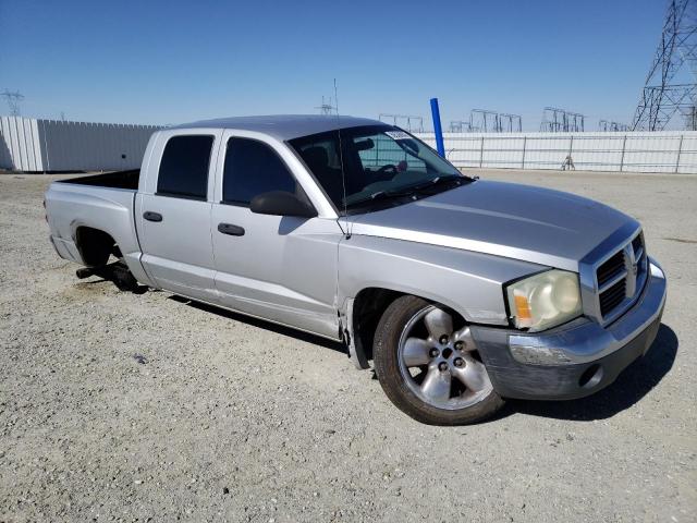 Photo 4 from auction – 2005 DODGE DAKOTA QUA with VIN 1D7HE48N45S108814