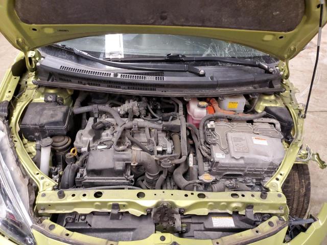 Photo 11 from auction – 2015 TOYOTA PRIUS C with VIN JTDKDTB38F1101067