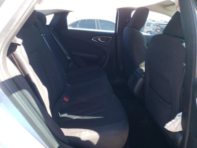 Photo 10 from auction – 2015 CHRYSLER 200 LIMITE with VIN 1C3CCCAB0FN641574