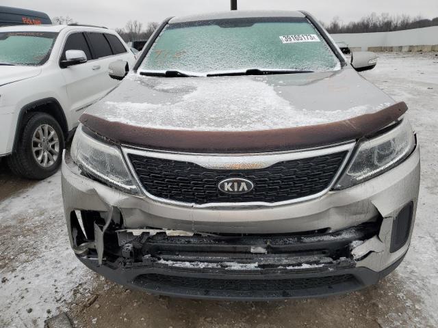 Photo 5 from auction – 2015 KIA SORENTO LX with VIN 5XYKT3A61FG591883