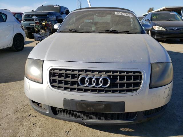Photo 5 from auction – 2004 AUDI TT with VIN TRUTC28N041008332
