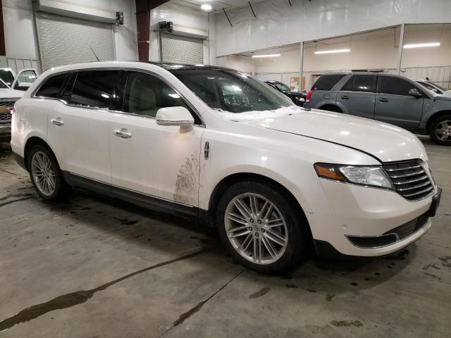 Photo 4 from auction – 2017 LINCOLN MKT with VIN 2LMHJ5ATXHBL01133