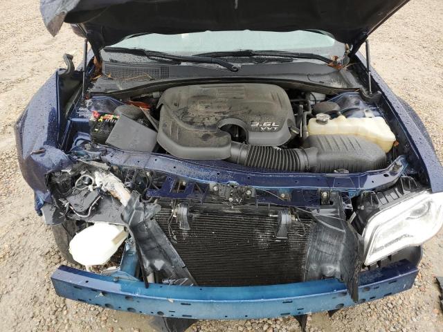 Photo 11 from auction – 2015 CHRYSLER 300 LIMITE with VIN 2C3CCAAG2FH743113