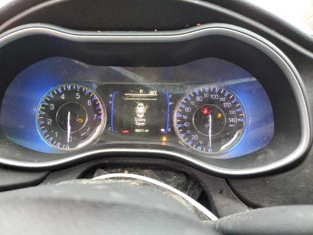 Photo 9 from auction – 2015 CHRYSLER 200 LIMITE with VIN 1C3CCCAB2FN622685