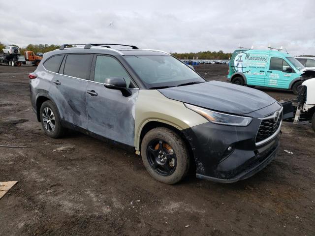 Photo 4 from auction – 2021 TOYOTA HIGHLANDER with VIN 5TDGZRBH9MS160117