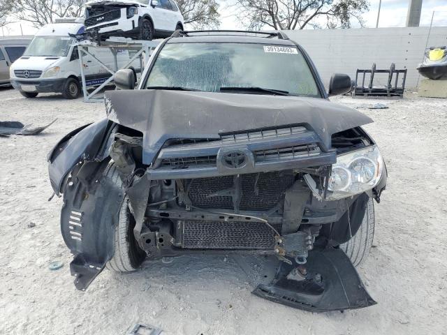 Photo 5 from auction – 2004 TOYOTA 4RUNNER SR with VIN JTEZU14R040037013