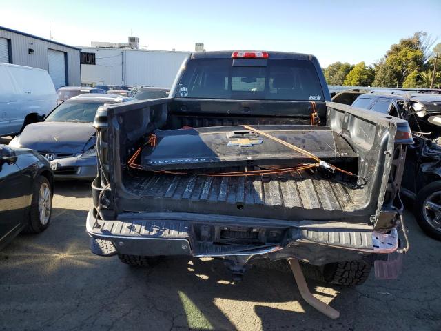 Photo 6 from auction – 2018 CHEVROLET SILVERADO with VIN 3GCUKREC0JG237684