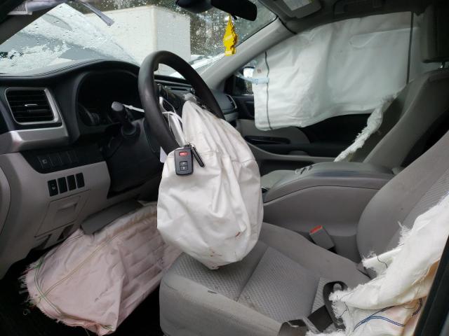 Zdjęcie 7 z aukcji – 2019 TOYOTA HIGHLANDER z VIN 5TDBGRFHXKS058784