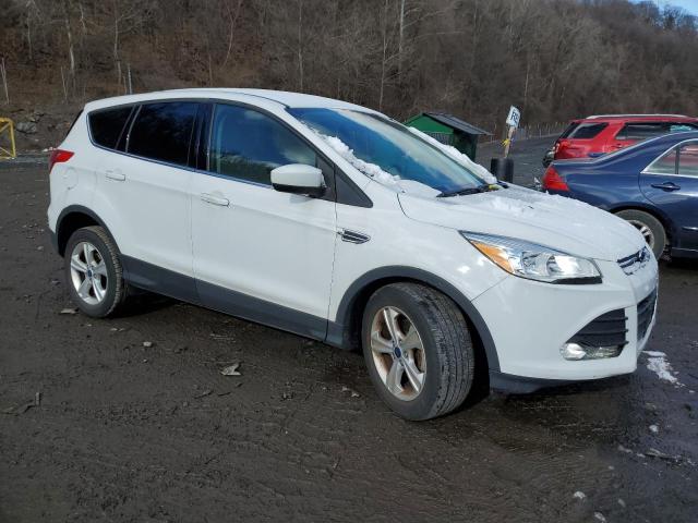 Photo 4 from auction – 2016 FORD ESCAPE SE with VIN 1FMCU0GX4GUA40472