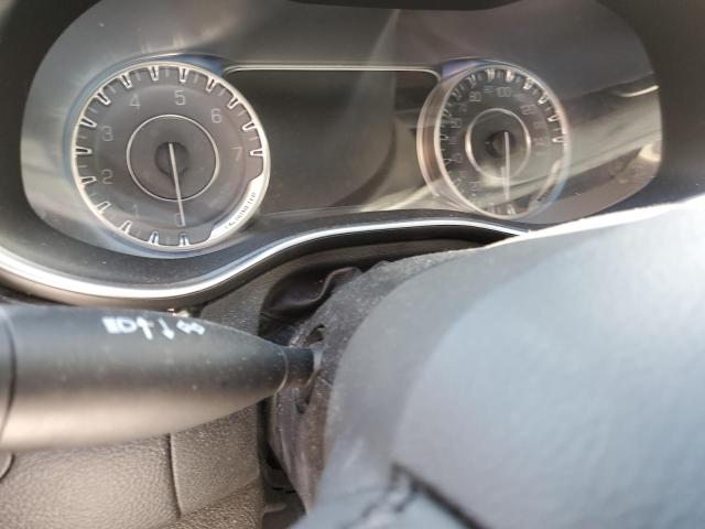 Photo 9 from auction – 2016 CHRYSLER 200 C with VIN 1C3CCCCB6GN116971