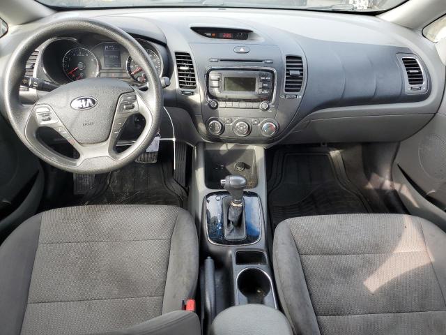 Photo 8 from auction – 2017 KIA FORTE LX with VIN 3KPFK4A7XHE136968