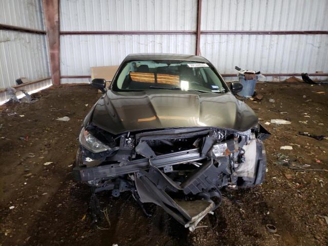 Photo 5 from auction – 2017 FORD FUSION S with VIN 3FA6P0G79HR335347