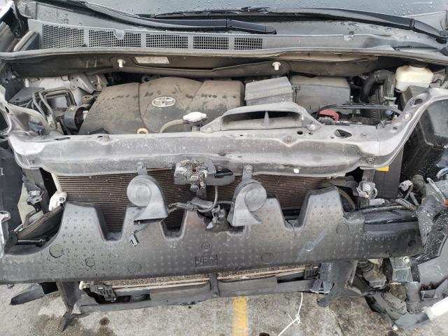 Photo 12 from auction – 2017 TOYOTA SIENNA XLE with VIN 5TDYZ3DC6HS814385