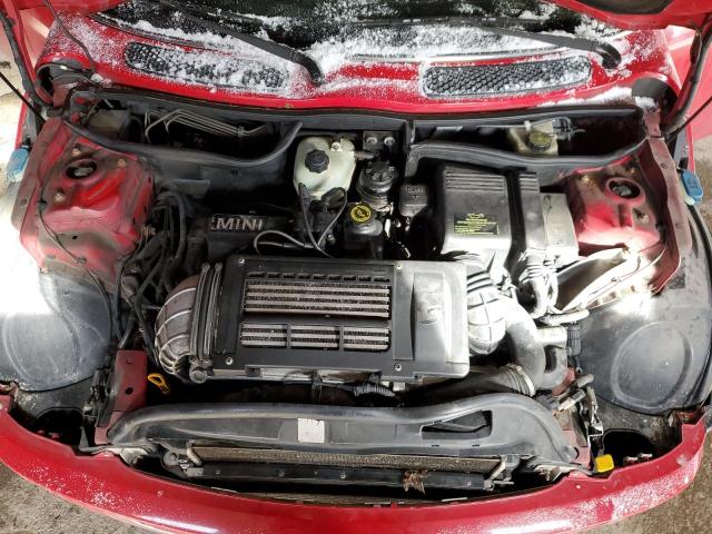 Photo 11 from auction – 2005 MINI COOPER S with VIN WMWRE335X5TL13447