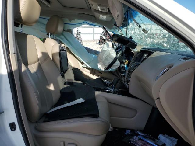 Photo 7 from auction – 2016 NISSAN PATHFINDER with VIN 5N1AR2MN2GC605170