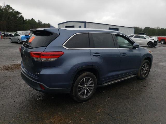 Фото 3 с аукциона – 2018 TOYOTA HIGHLANDER с VIN 5TDKZRFH2JS276260