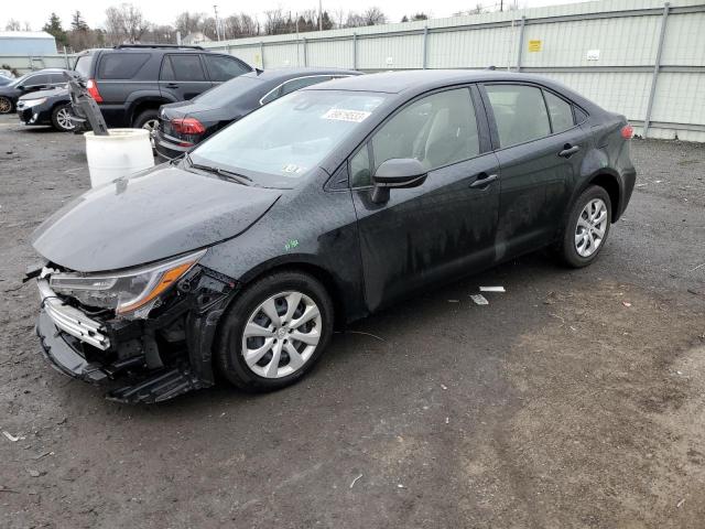 TOYOTA COROLLA LE 2022 with VIN JTDEPMAE2NJ225122 - Photo from auction