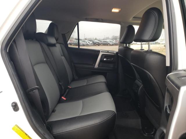 Photo 10 from auction – 2018 TOYOTA 4RUNNER SR with VIN JTEBU5JR2J5541994