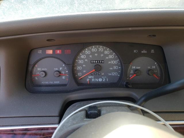 Photo 9 from auction – 2000 MERCURY GRAND MARQ with VIN 2MEFM74W0YX733330