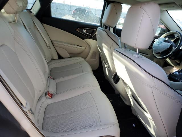 Photo 10 from auction – 2016 CHRYSLER 200 C with VIN 1C3CCCCG3GN135389