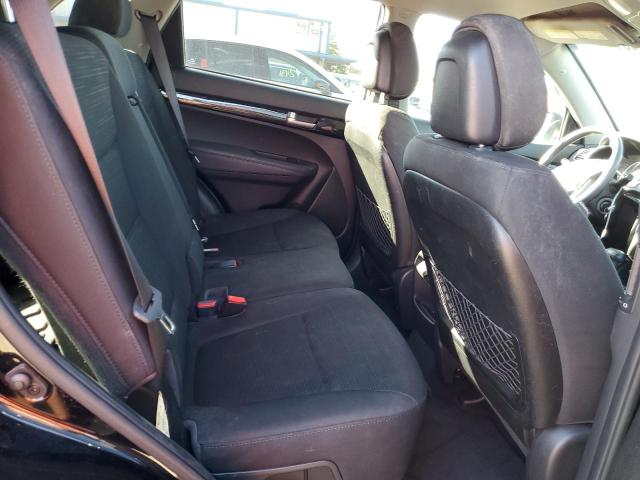 Photo 11 from auction – 2014 KIA SORENTO LX with VIN 5XYKTDA77EG444710
