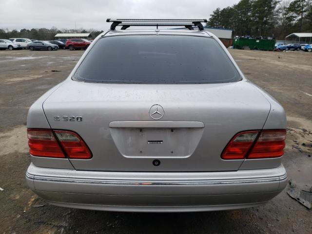 Photo 6 from auction – 2002 MERCEDES-BENZ E 320 with VIN WDBJF65J72B457532