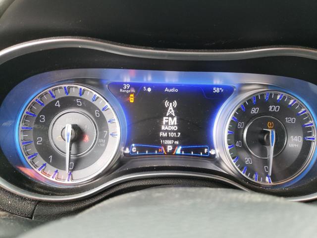 Photo 9 from auction – 2015 CHRYSLER 300 LIMITE with VIN 2C3CCAAG8FH929819
