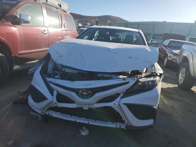 Photo 5 from auction – 2022 TOYOTA CAMRY SE with VIN 4T1G11AK8NU690366