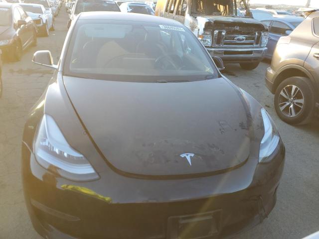 Photo 5 from auction – 2018 TESLA MODEL 3 with VIN 5YJ3E1EA4JF070397