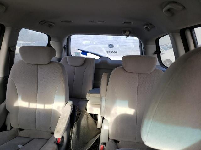 Photo 10 from auction – 2008 HYUNDAI ENTOURAGE with VIN KNDMC233886053158