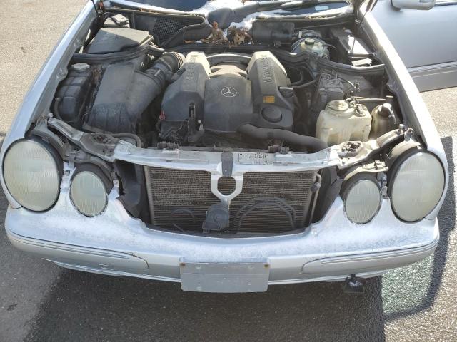 Photo 11 from auction – 2003 MERCEDES-BENZ E 320 with VIN WDBJH65JX3X088891