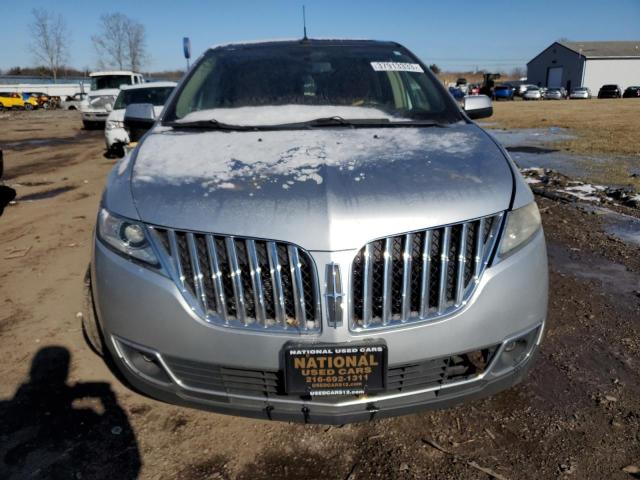 Photo 5 from auction – 2011 LINCOLN MKX with VIN 2LMDJ8JK2BBJ30652