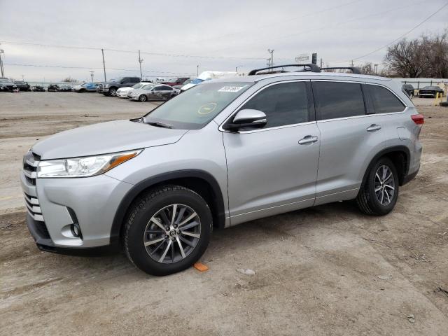 TOYOTA HIGHLANDER 2018 with VIN 5TDKZRFH8JS527346 - Photo from auction