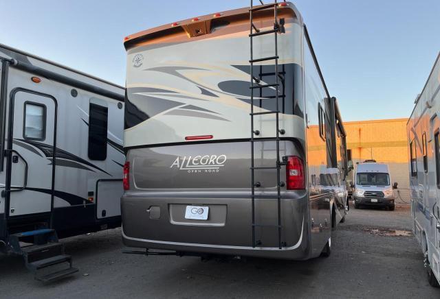 Photo 4 from auction – 2013 FORD F53 with VIN 1F66F5DY7D0A01094