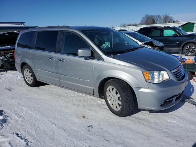 Photo 4 from auction – 2015 CHRYSLER TOWN & COU with VIN 2C4RC1BG5FR698716