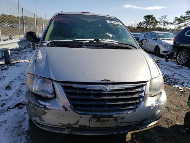 Photo 5 from auction – 2005 CHRYSLER TOWN & COU with VIN 2C4GP54L45R418327