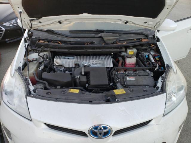 Photo 11 from auction – 2015 TOYOTA PRIUS with VIN JTDKN3DU9F0410149