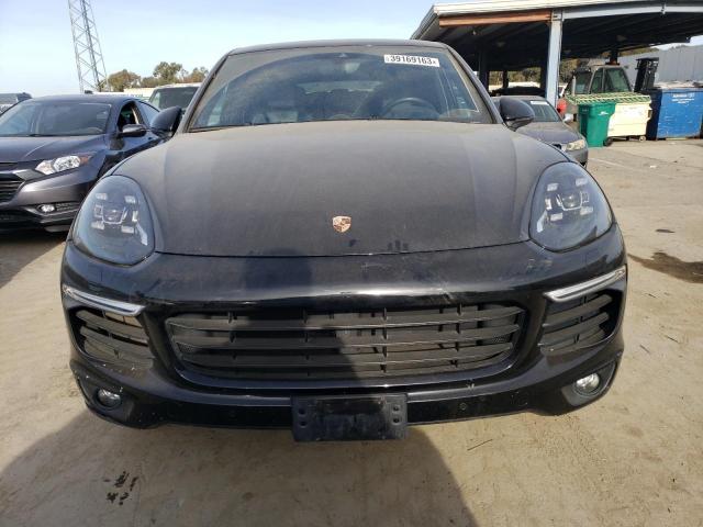 Photo 5 from auction – 2017 PORSCHE CAYENNE SE with VIN WP1AE2A23HLA70831