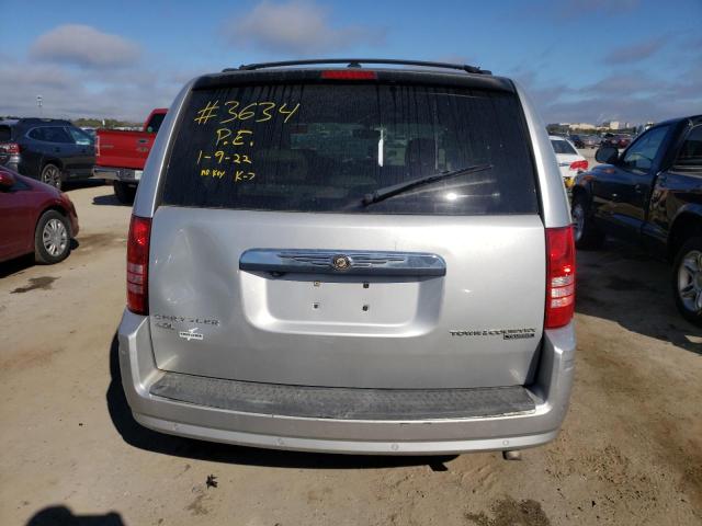 Photo 6 from auction – 2010 CHRYSLER TOWN & COU with VIN 2A4RR8DX4AR361204