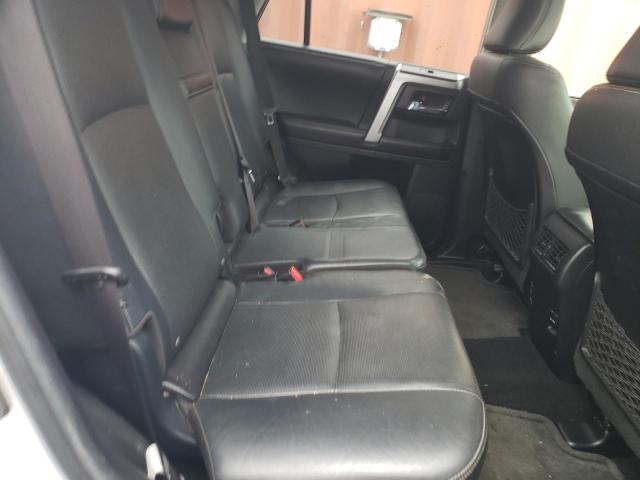 Photo 11 from auction – 2016 TOYOTA 4RUNNER SR with VIN JTEZU5JR0G5115082