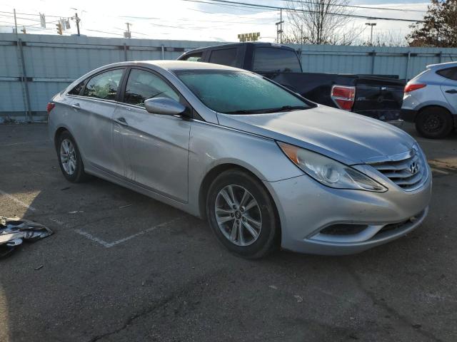 Photo 4 from auction – 2012 HYUNDAI SONATA GLS with VIN 5NPEB4AC5CH480446