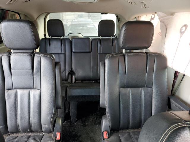 Photo 10 from auction – 2015 CHRYSLER TOWN & COU with VIN 2C4RC1BG7FR695719