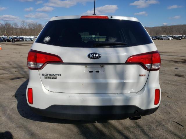 Photo 6 from auction – 2015 KIA SORENTO LX with VIN 5XYKTCA64FG637643