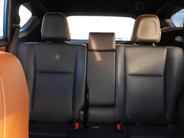 Photo 10 from auction – 2017 TOYOTA RAV4 SE with VIN JTMJFREV4HD202145