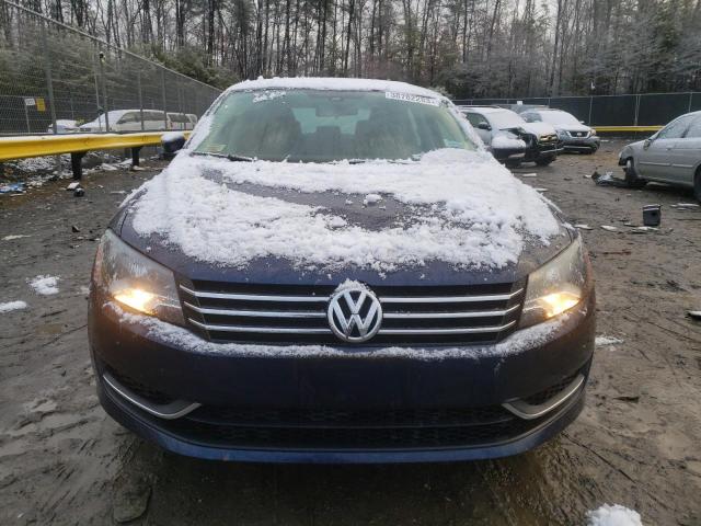 Photo 5 from auction – 2015 VOLKSWAGEN PASSAT S with VIN 1VWAT7A34FC002528