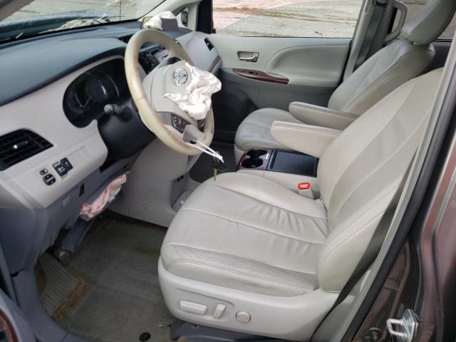 Photo 7 from auction – 2013 TOYOTA SIENNA XLE with VIN 5TDYK3DC8DS307843